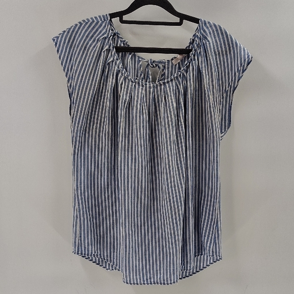 LC Laura Conrad Blouse Size Large Short Sleeve Blue White Stripe Pin Tuck Neck